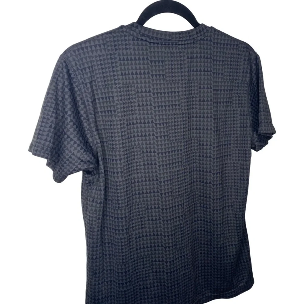 𝅺uniqlo Patterned SS Athletic Shirt Dry-Ex - Blk/Gray - S - Picture 6 of 8